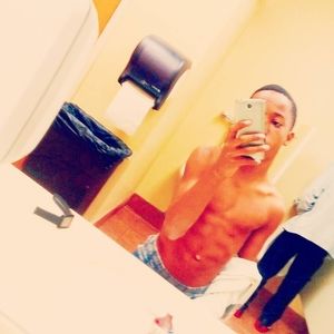 Meet your Posher, Mishawn